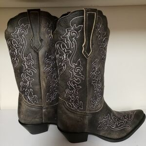 Dingo Black Flirty N Fun 13 Inch Womens Boots.